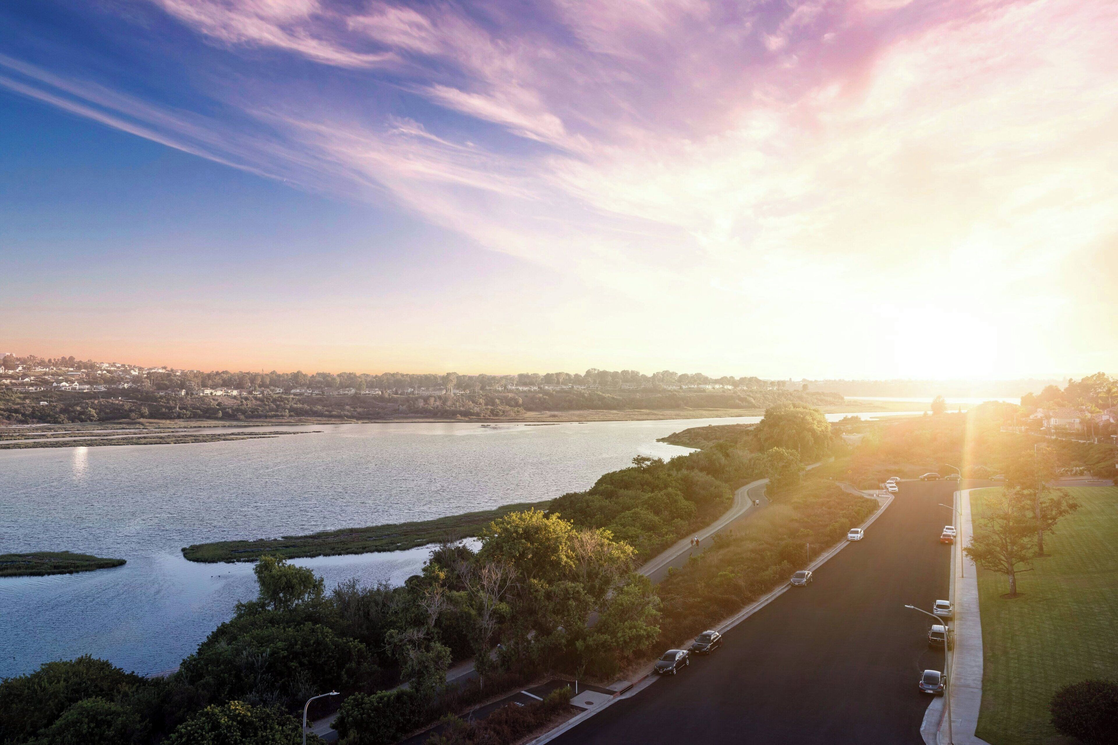 suite, 1 bedroom, balcony, bay view | premium bedding, pillow-top beds, minibar, individually furnished