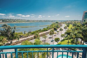Suite, 1 Bedroom, Balcony, Bay View | 1 bedroom, premium bedding, pillowtop beds, minibar