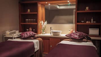 Salas de tratamiento para parejas, tratamientos corporales, aromaterapia