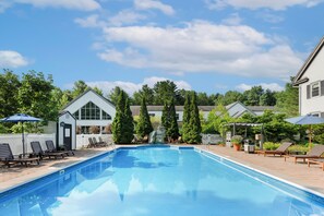 Indoor pool, seasonal outdoor pool, pool umbrellas, sun loungers