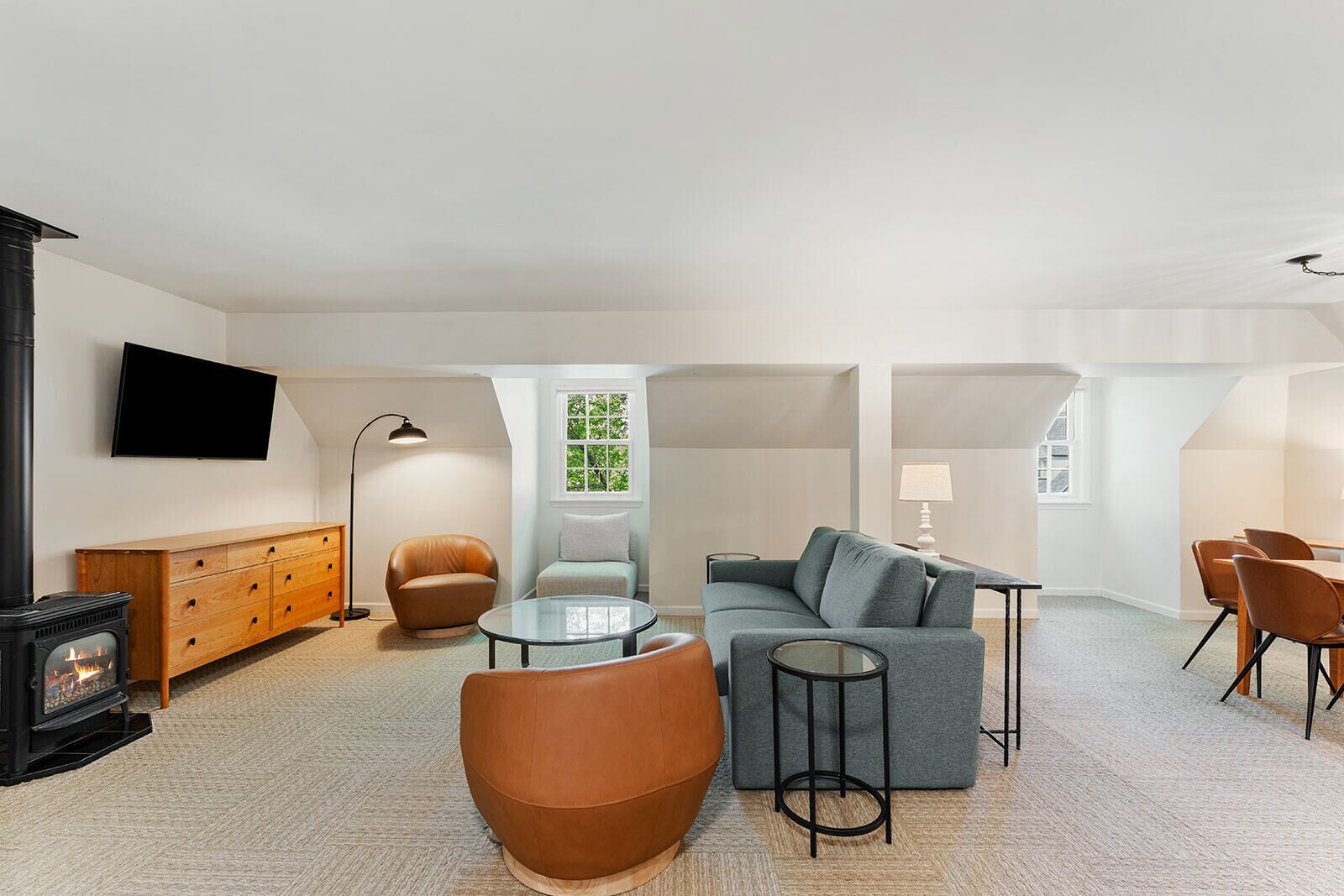 Premiere One-Bedroom Country Inn Suite