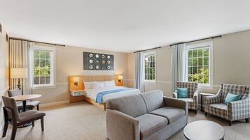 Huone, useita sänkyjä | 1 makuuhuone, ylelliset vuodevaatteet, pillowtop-patjalliset sängyt