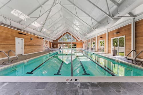 Indoor pool, seasonal outdoor pool, pool umbrellas, sun loungers