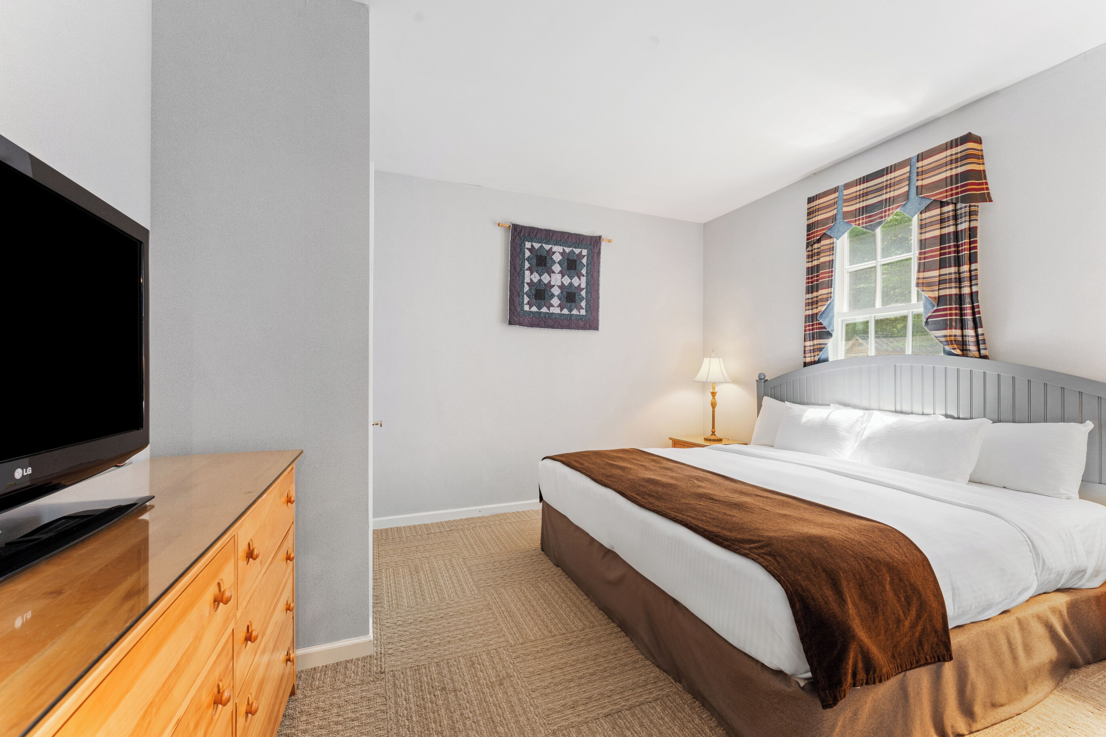 Premium bedding, pillow-top beds, in-room safe, individually decorated