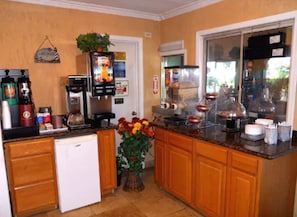 Breakfast area