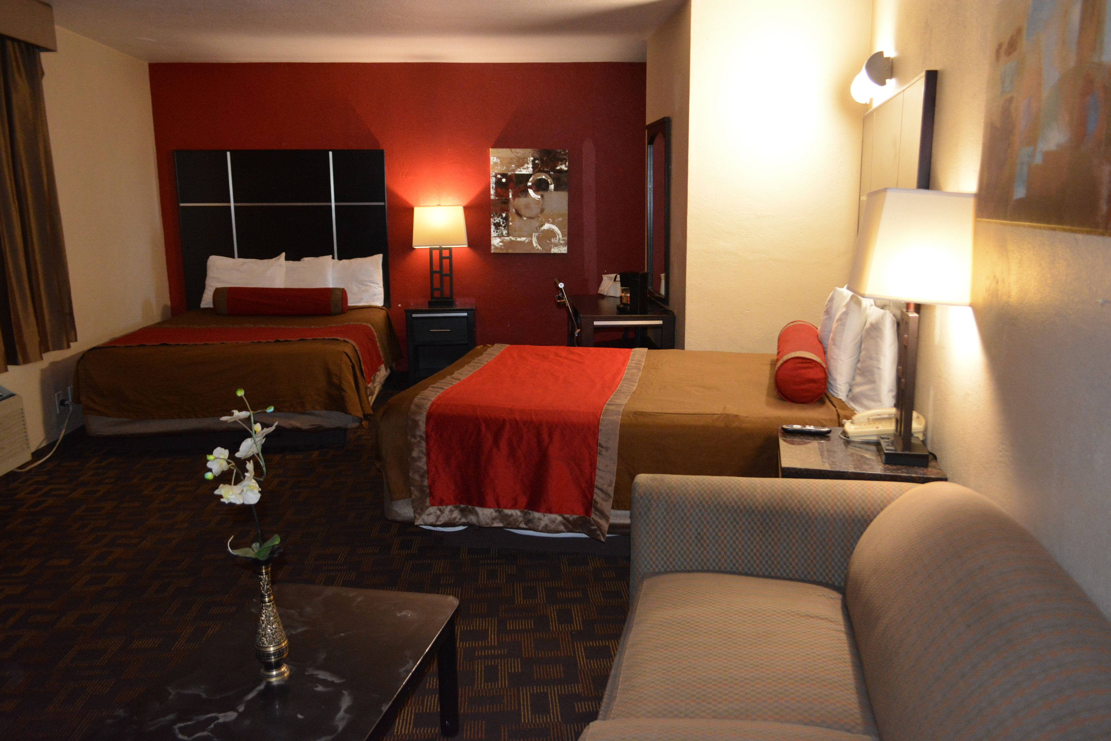 Photo - Harbor Inn & Suites Oceanside