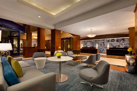 Hilton Chicago Magnificent Mile Suites - Image 37