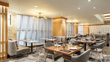 Daily full breakfast for a fee