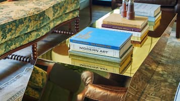 Khu tiếp khách ở sảnh