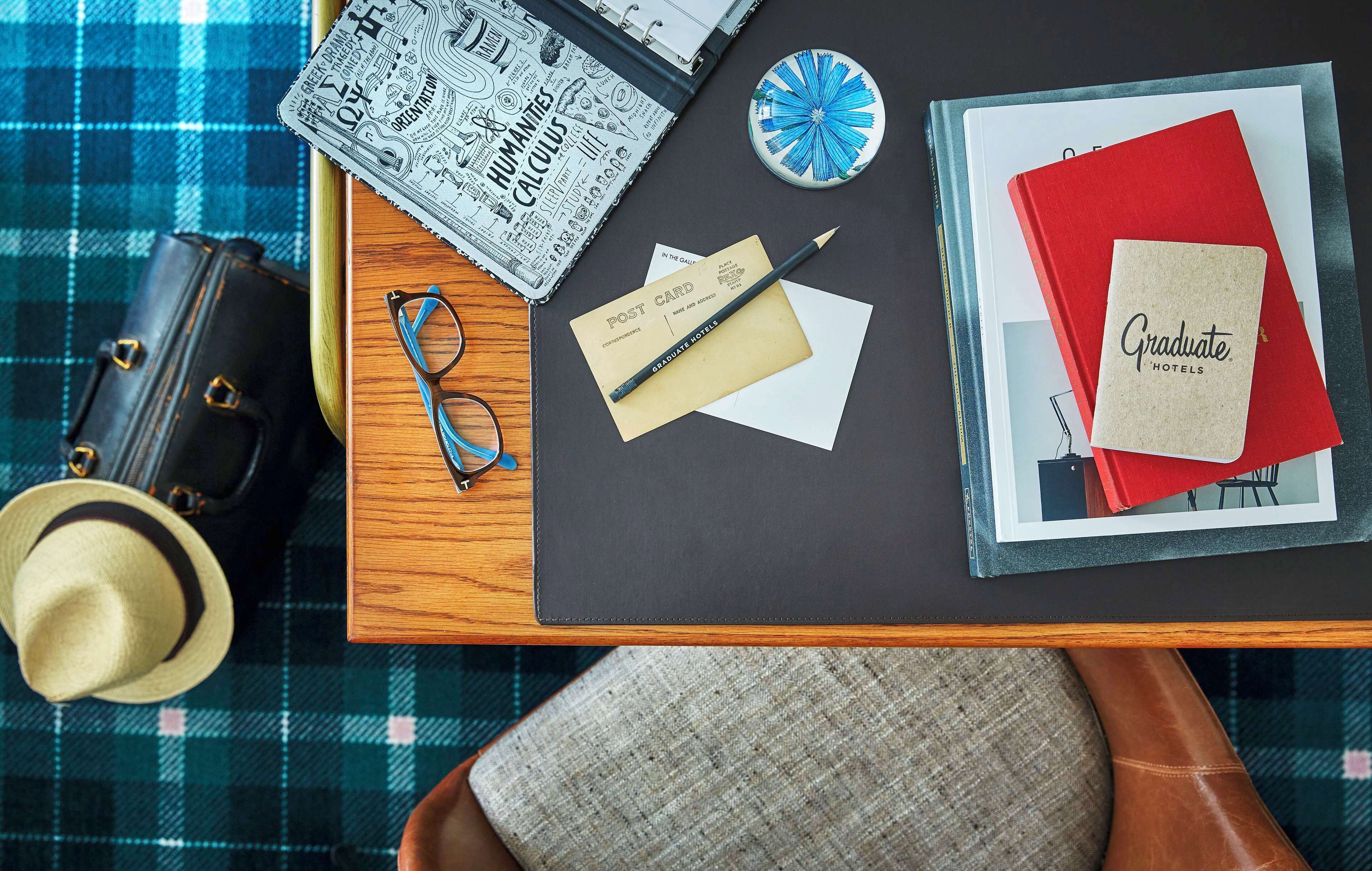 in-room safe, desk, laptop workspace, blackout curtains