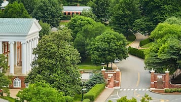 Cảnh từ trên cao