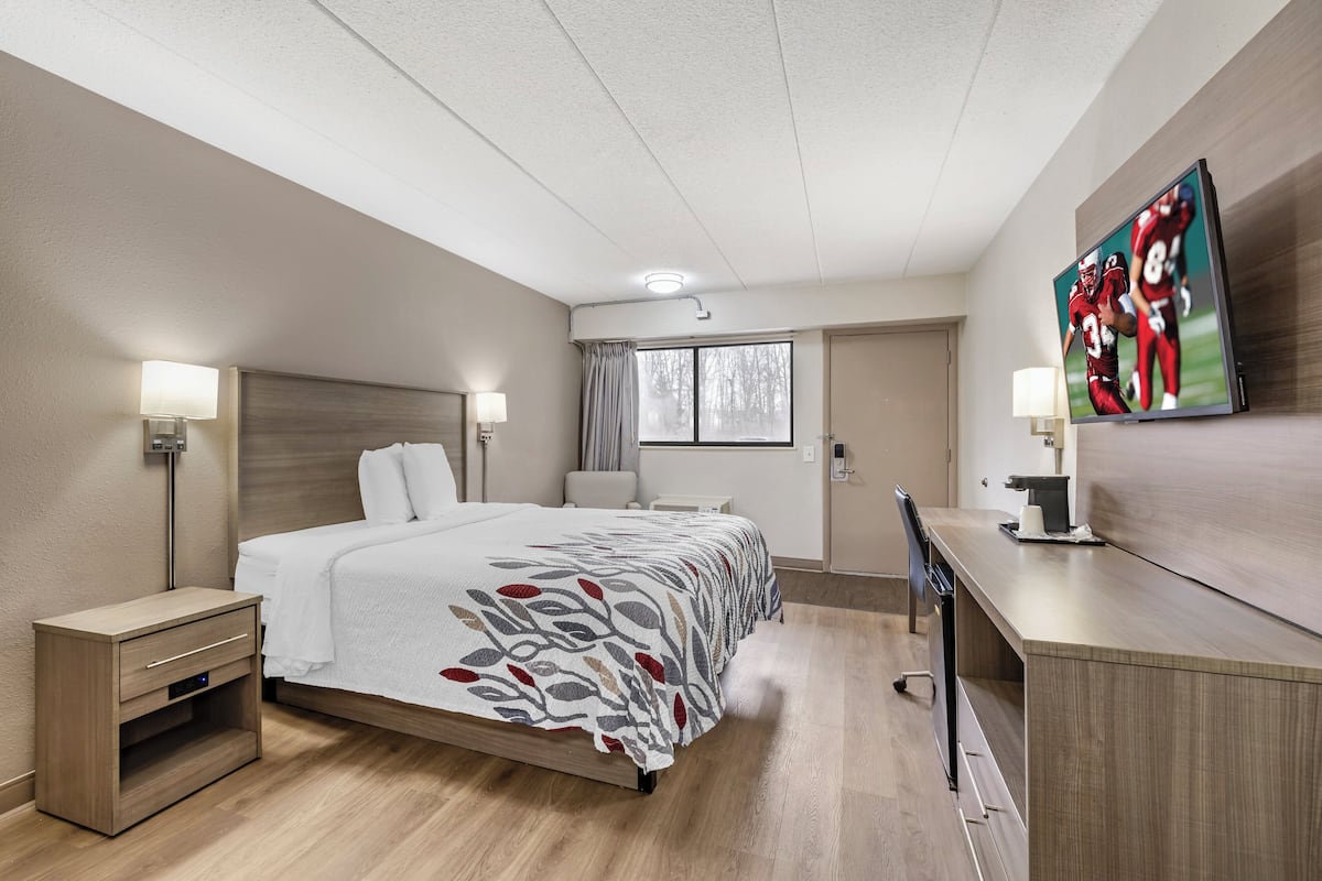 In-room safe, desk, blackout drapes, iron/ironing board