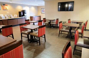 包含每日自助早餐