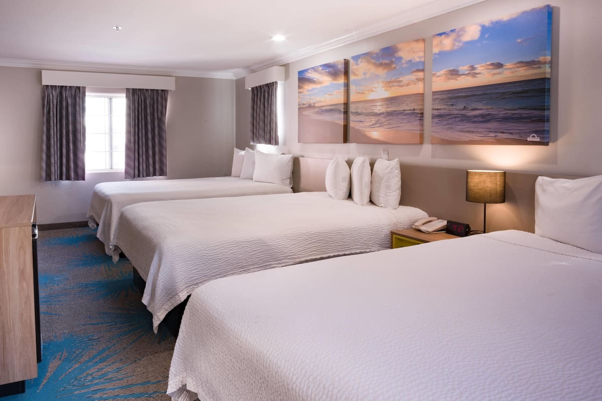 Deluxe Room, Multiple Beds, Non Smoking | Desk, free WiFi, bed sheets, alarm clocks