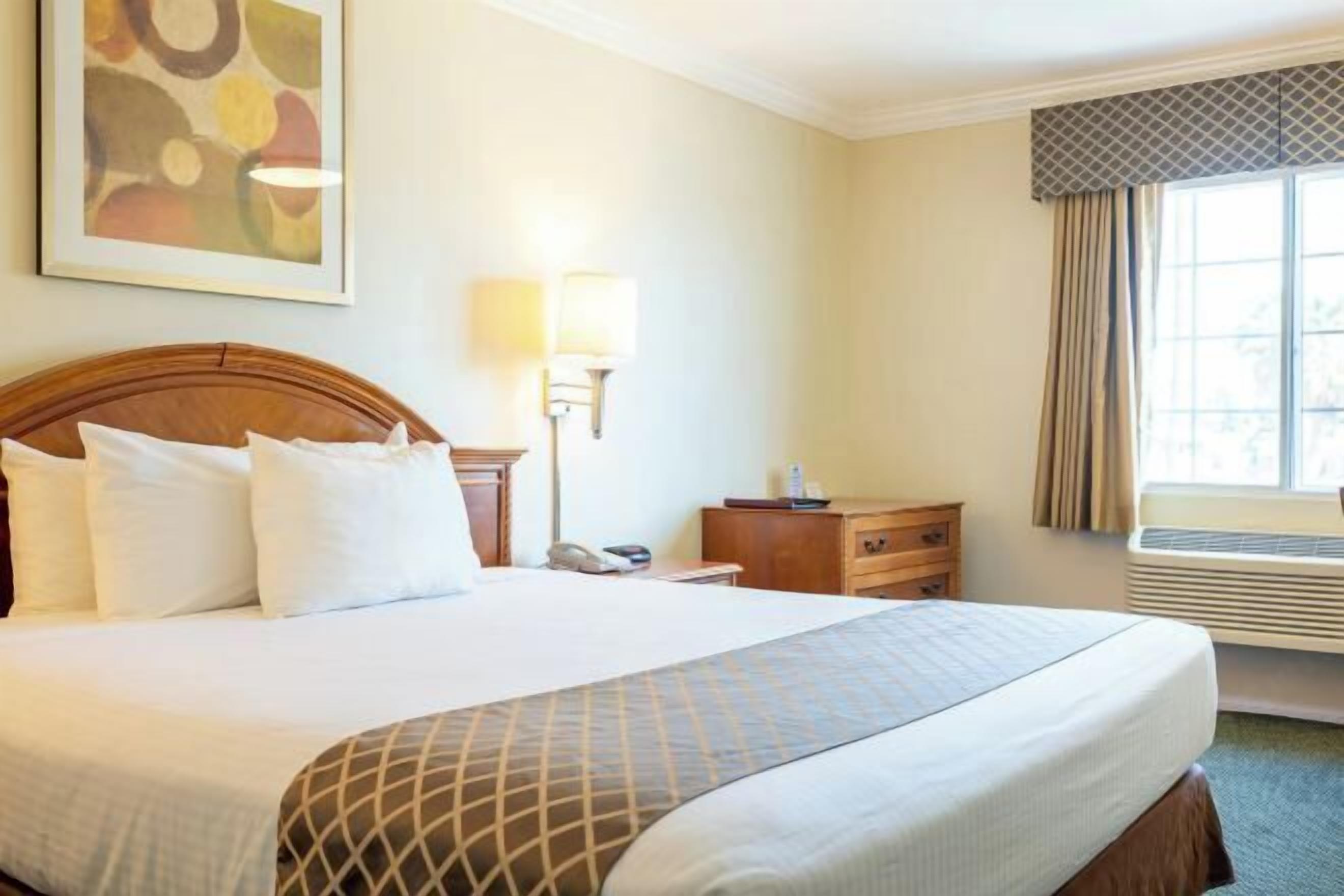 Desk, free WiFi, bed sheets, alarm clocks