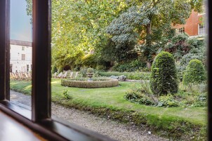 Double or Twin Room, Garden View | Garden view