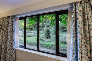 Double or Twin Room, Garden View