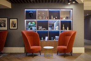 Lobby - DoubleTree by Hilton London Elstree (Borehamwood)