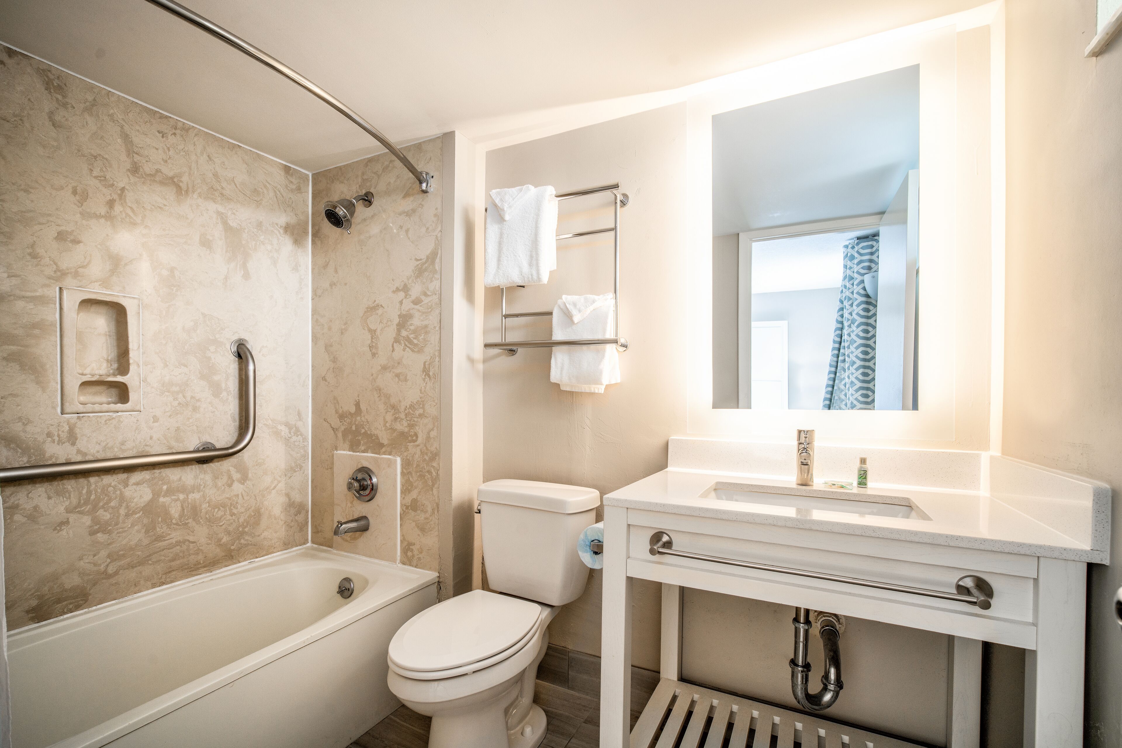 Foto - Perry's Ocean-Edge Resort