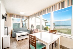 Småhus, 1 soverom | Oppholdsområde