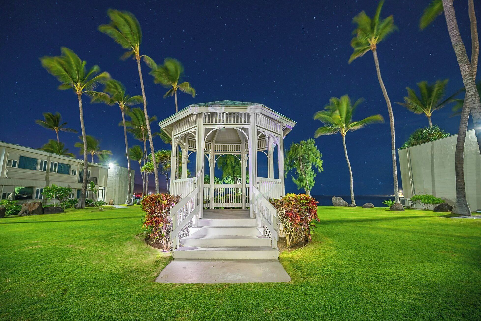 Photo - Maui Beach Hotel
