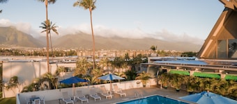 Maui Beach Hotel
