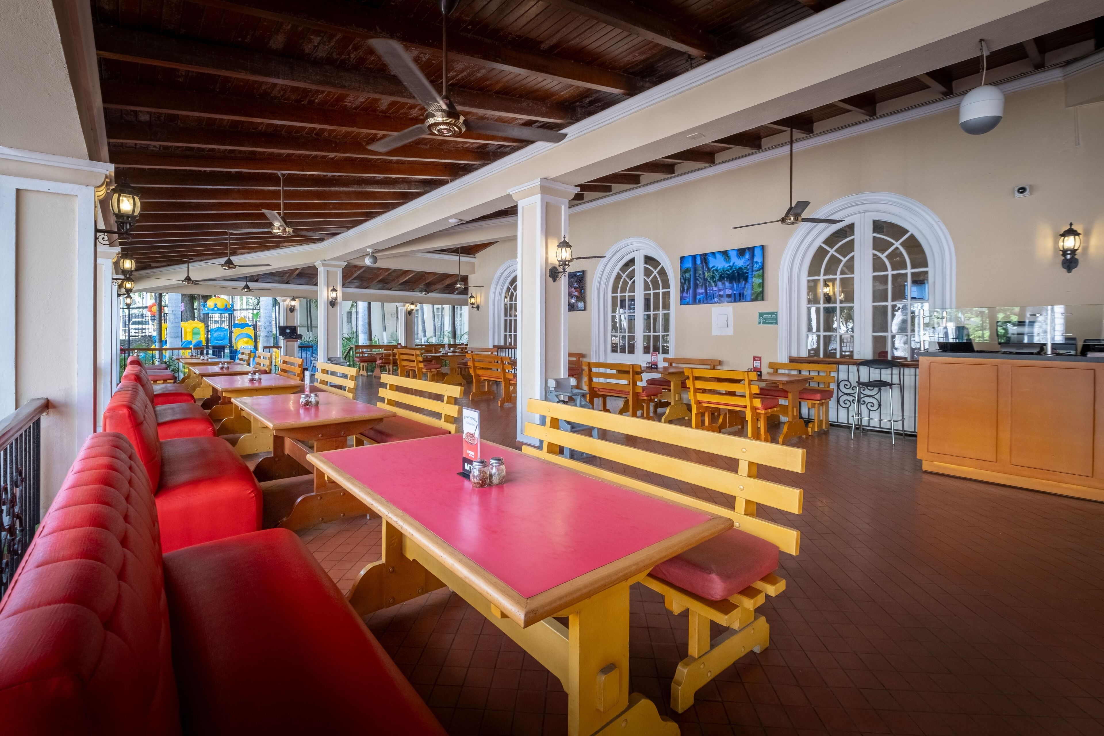 breakfast, lunch, dinner served; international cuisine, pool views