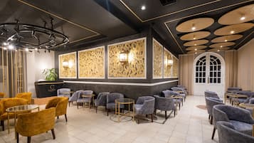 酒吧(店内)