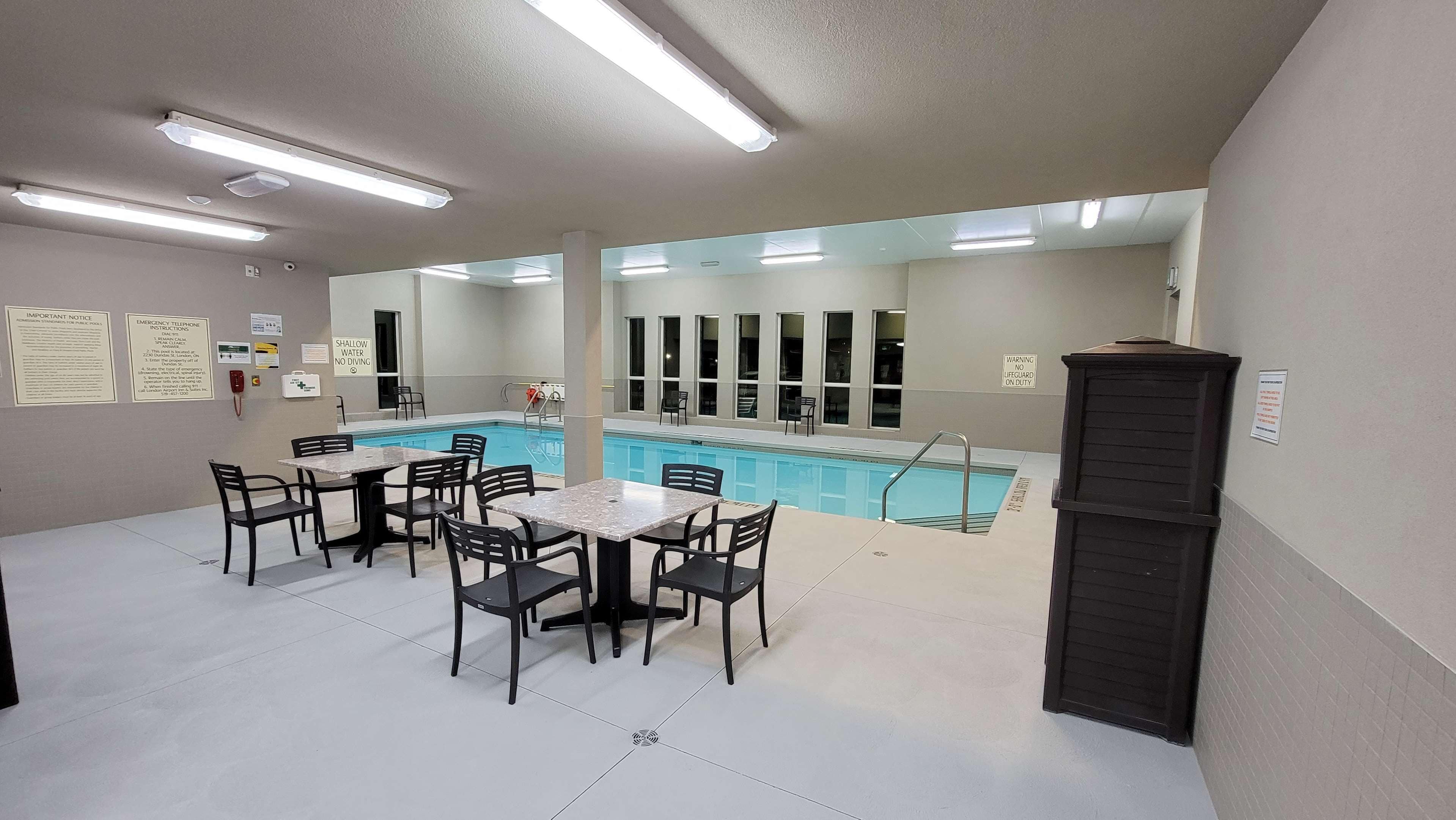 indoor pool, pool loungers