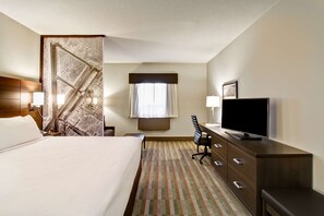 Suite, 1 King Bed, Non Smoking, Refrigerator & Microwave (with Sofabed) | Desk, iron/ironing board, free WiFi, bed sheets - Best Western London Airport Inn & Suites (London)