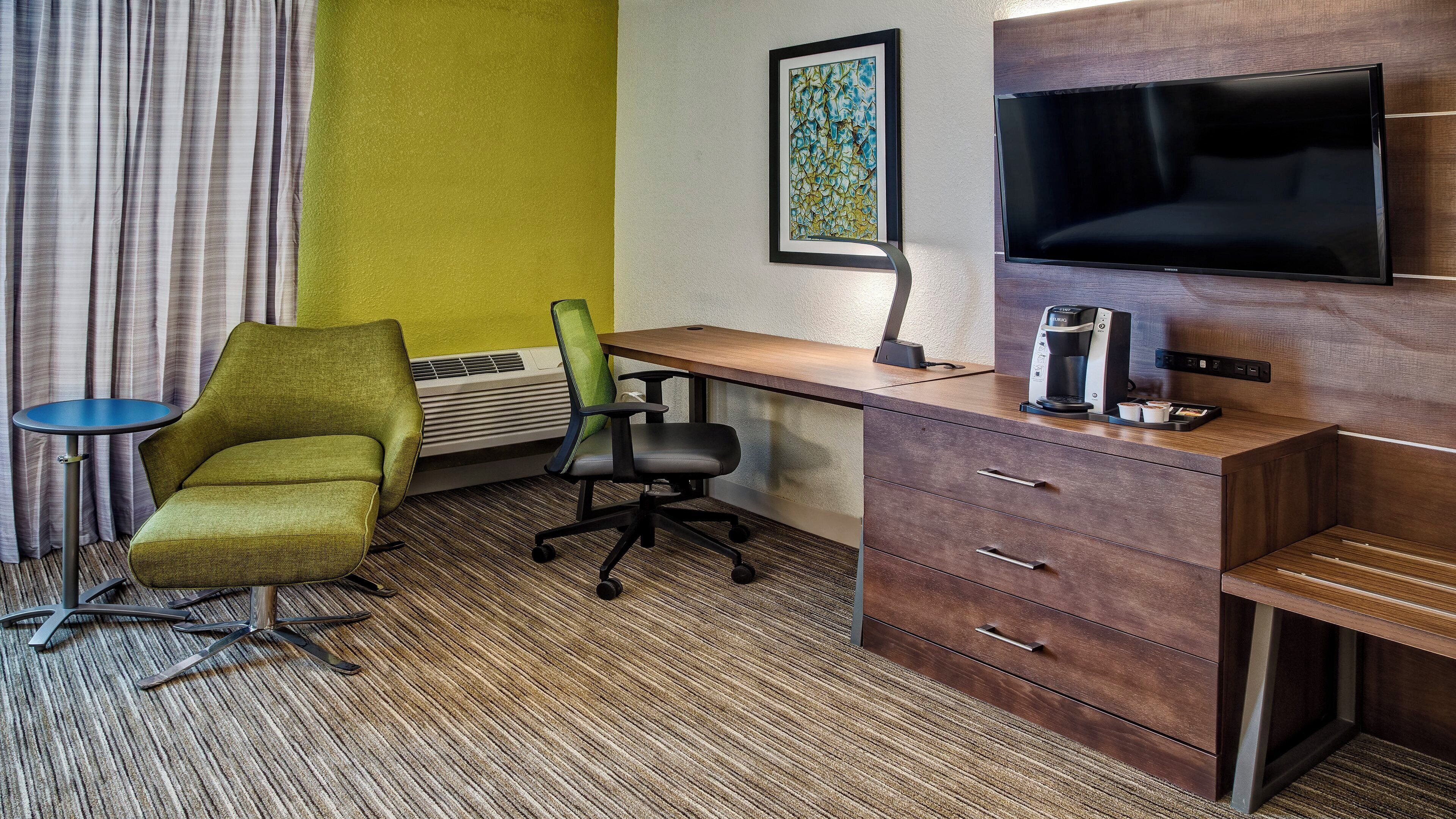 Photo - Holiday Inn Express Louisville Airport Expo Center