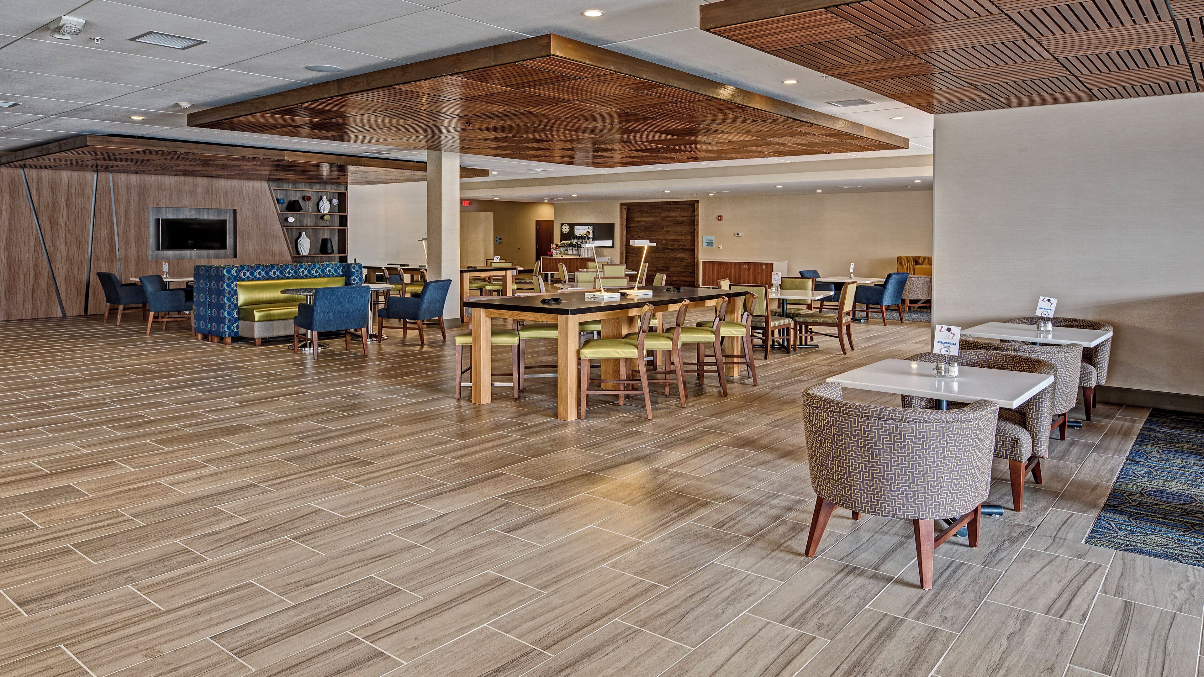 Photo - Holiday Inn Express Louisville Airport Expo Center