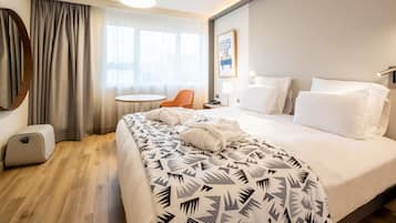 Superior-Zimmer, 1 Doppelbett | Hochwertige Bettwaren, Daunenbettdecken, Pillowtop-Betten, Minibar