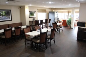 Free daily full breakfast