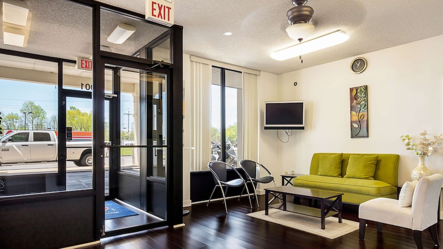 Motel 6 Covington, TN