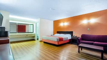 Deluxe Room, 1 King Bed, Non Smoking, Refrigerator & Microwave | Desk, iron/ironing board, free WiFi, bed sheets