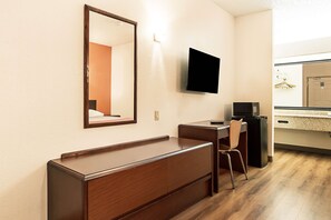 Schreibtisch, Bügeleisen/Bügelbrett, kostenloses WLAN, Bettwäsche