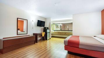 Desk, iron/ironing board, free WiFi, bed sheets