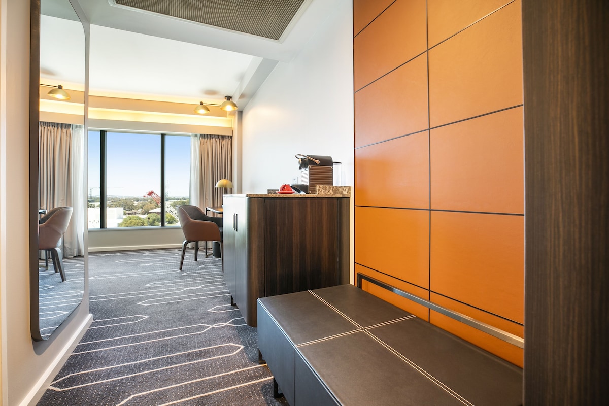 Crowne Plaza Sydney Airport by IHG