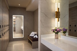 Couples treatment rooms, steam room, body treatments, aromatherapy - Warwick Melrose Dallas (Dallas)
