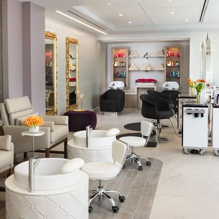 Couples treatment rooms, steam room, body treatments, aromatherapy