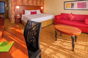 Standard Room, 1 King Bed with Sofa bed | Hypo-allergenic bedding, desk, iron/ironing board, free WiFi