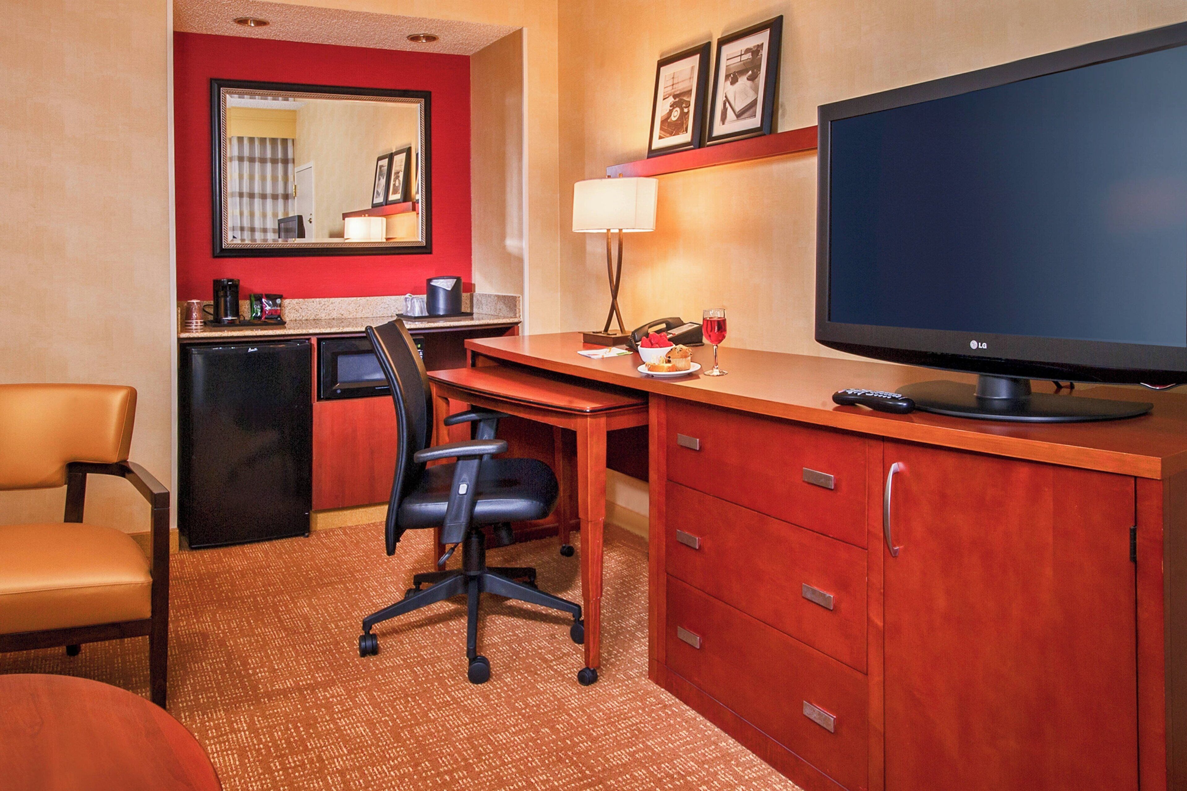 hypo-allergenic bedding, desk, iron/ironing board, free wifi