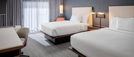 Hypo-allergenic bedding, desk, iron/ironing board, free WiFi