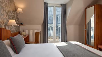 Literie de qualité supérieure, coffres-forts dans les chambres, bureau