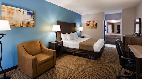 In-room safe, desk, laptop workspace, iron/ironing board. Best Western Emporia