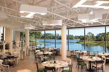 6 restaurants, breakfast, lunch, dinner served; American cuisine at Hilton Orlando Buena Vista Palace - Disney Springs® Area