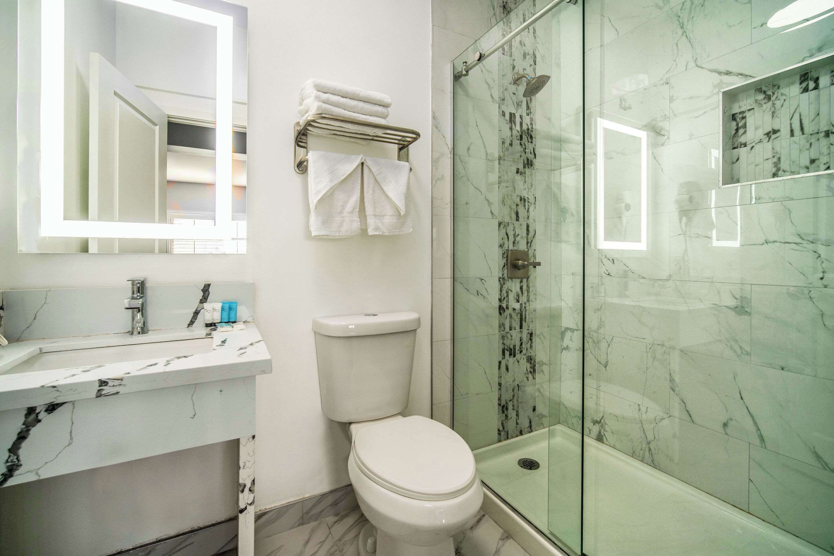 Foto - Rodeway Inn & Suites Pasadena