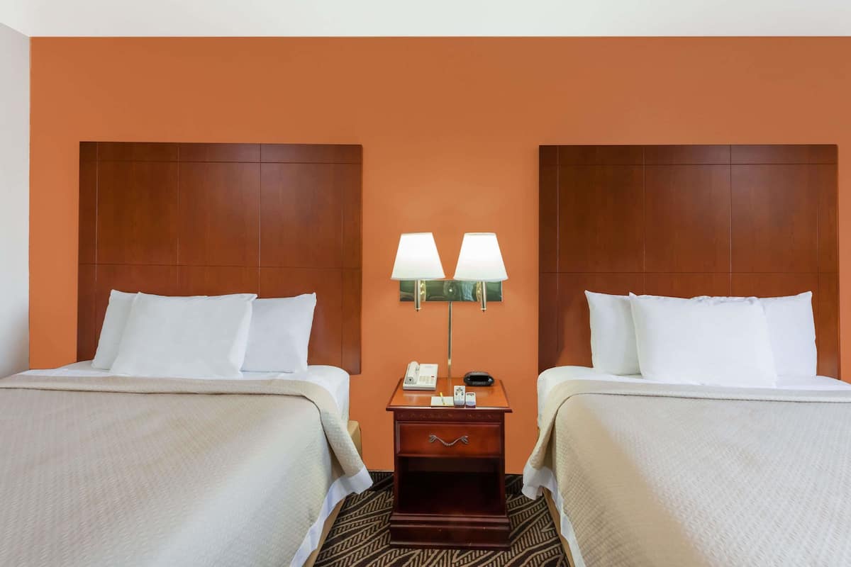 Standard Room, 2 Queen Beds