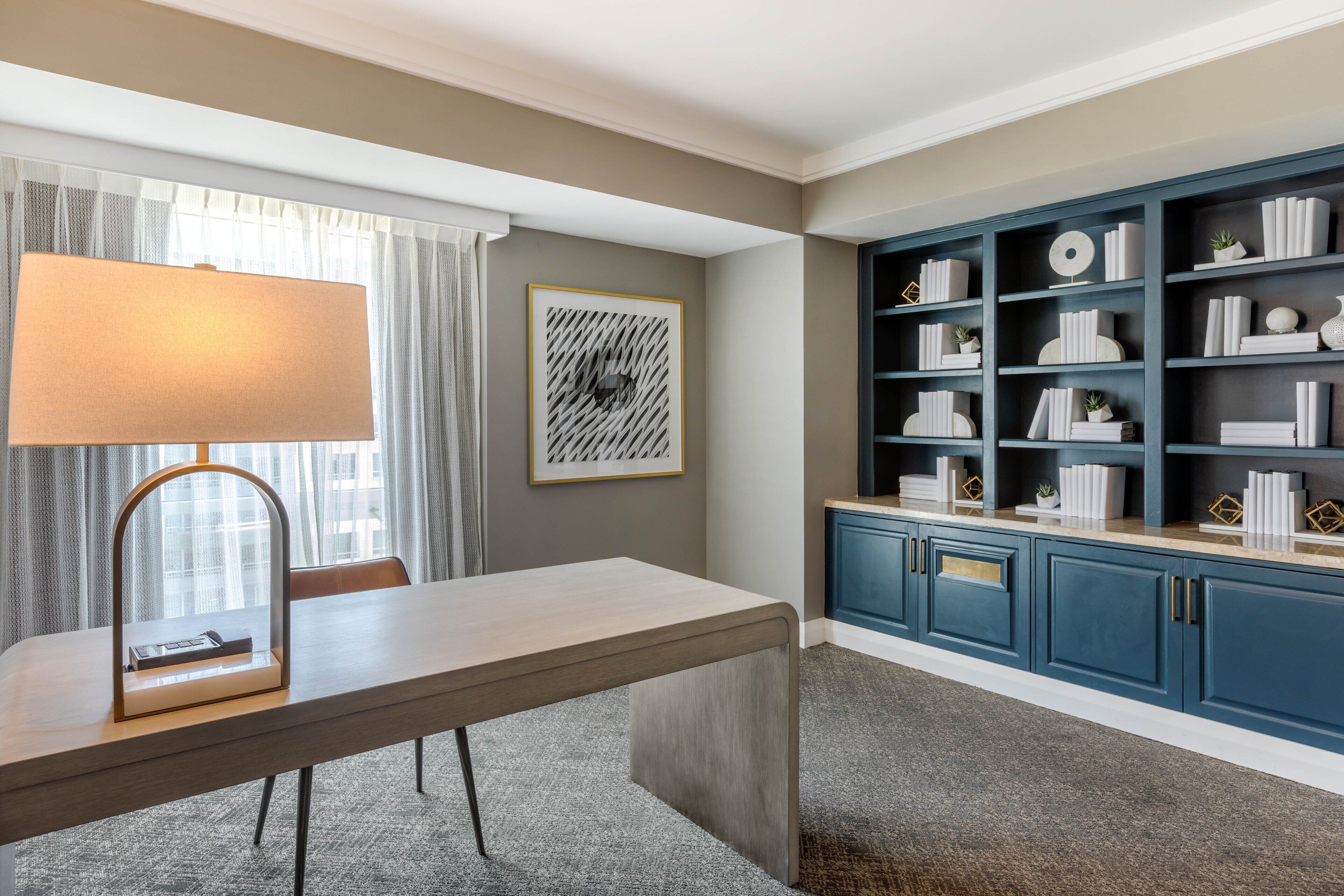 premium bedding, pillow-top beds, in-room safe, desk